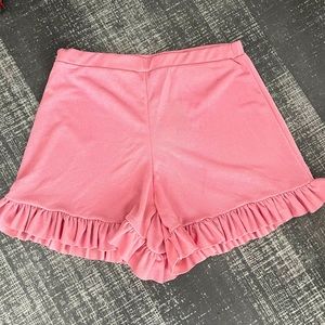Ruffled pink short